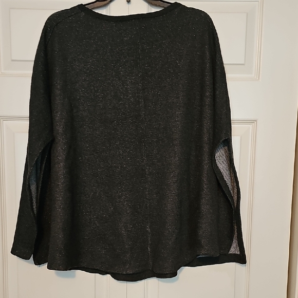 Chico's Black and Gray Long Sleeve Oversized Blouse - Picture 3 of 3